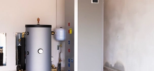Fűtési puffertartály integrált HMV-tárolós hőszivattyú fűtési körére csatlakoztatva